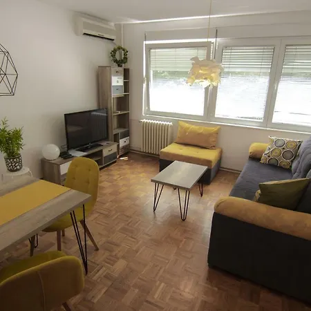 Slavija Square Apartment